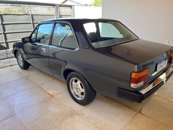 CHEVETE SL 1.6 1983 - Image 3